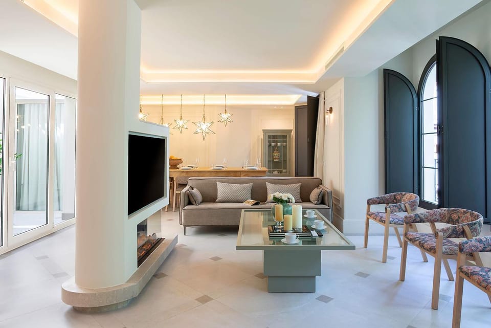 TV and multimedia, Living room, Other, Seating area