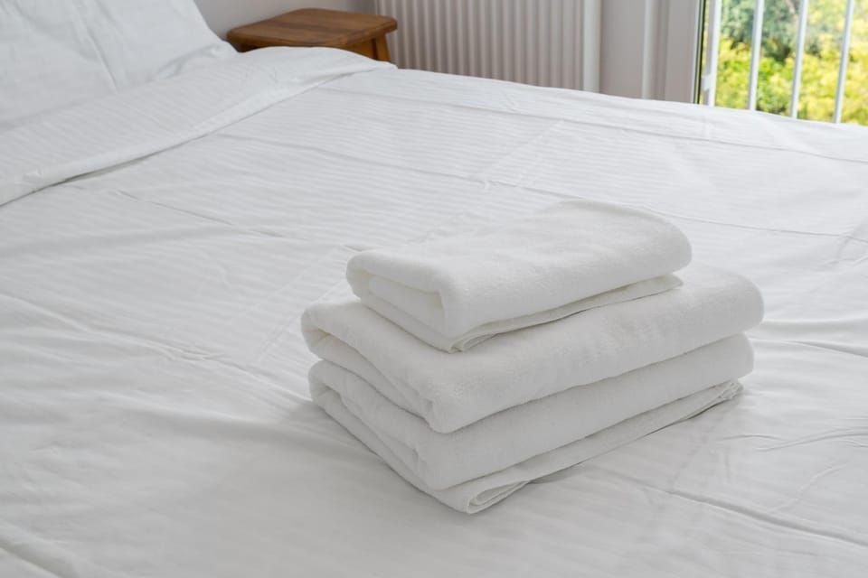 Bed, Photo of the whole room, towels