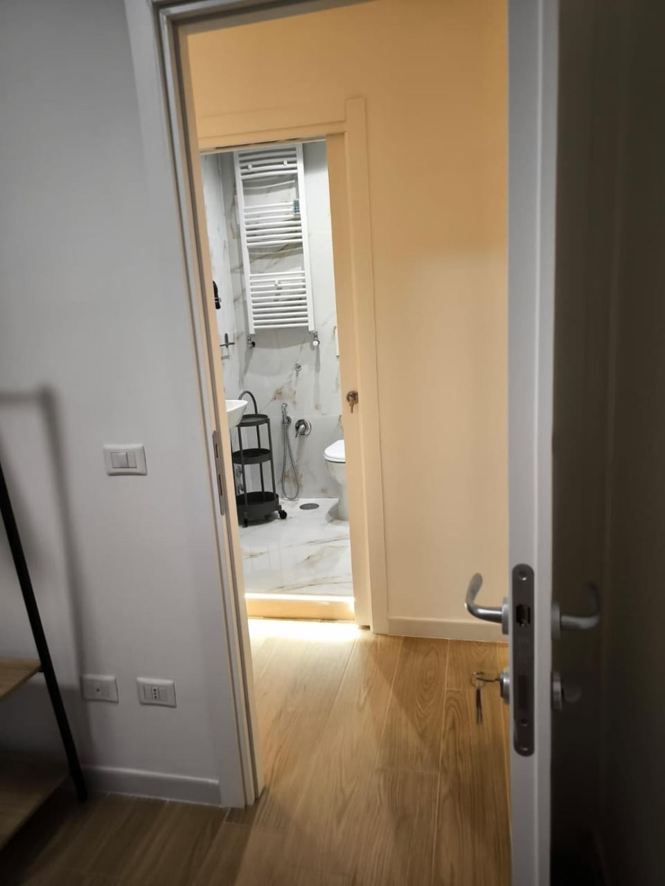 Toilet, Off site, Bathroom