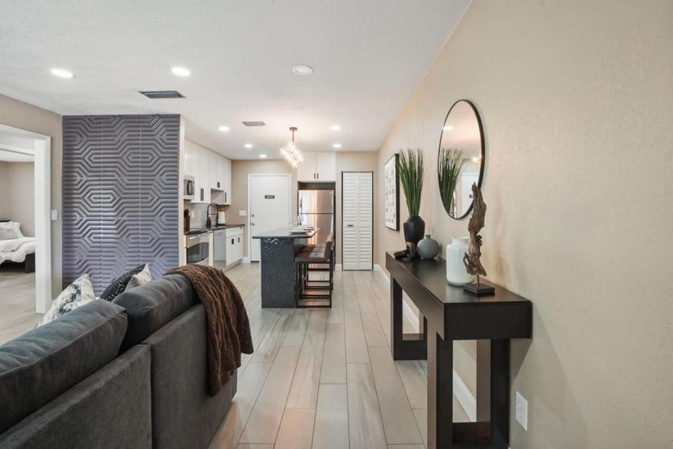 Cozy home in dwtn for 6 guests, steps to Lake Eola House in Orlando