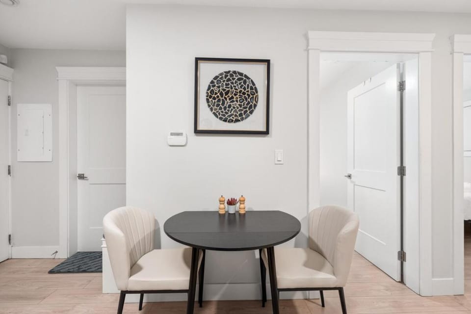 Modern 2BR Basement Suite - Steps to SkyTrain Apartment in Vancouver