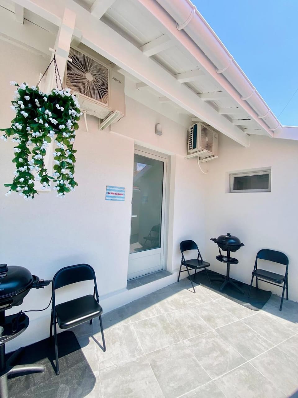 BBQ facilities, Balcony/Terrace