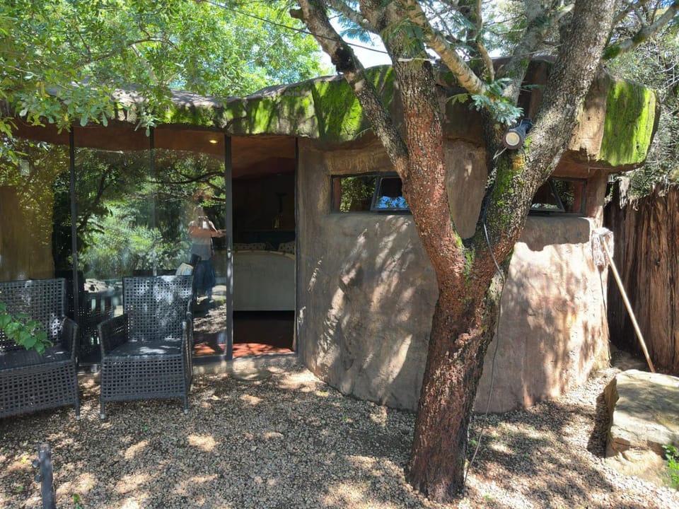 Rockwood Earth Lodge House in KwaZulu-Natal