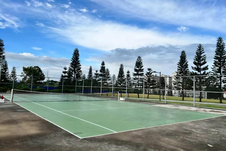 Tennis court