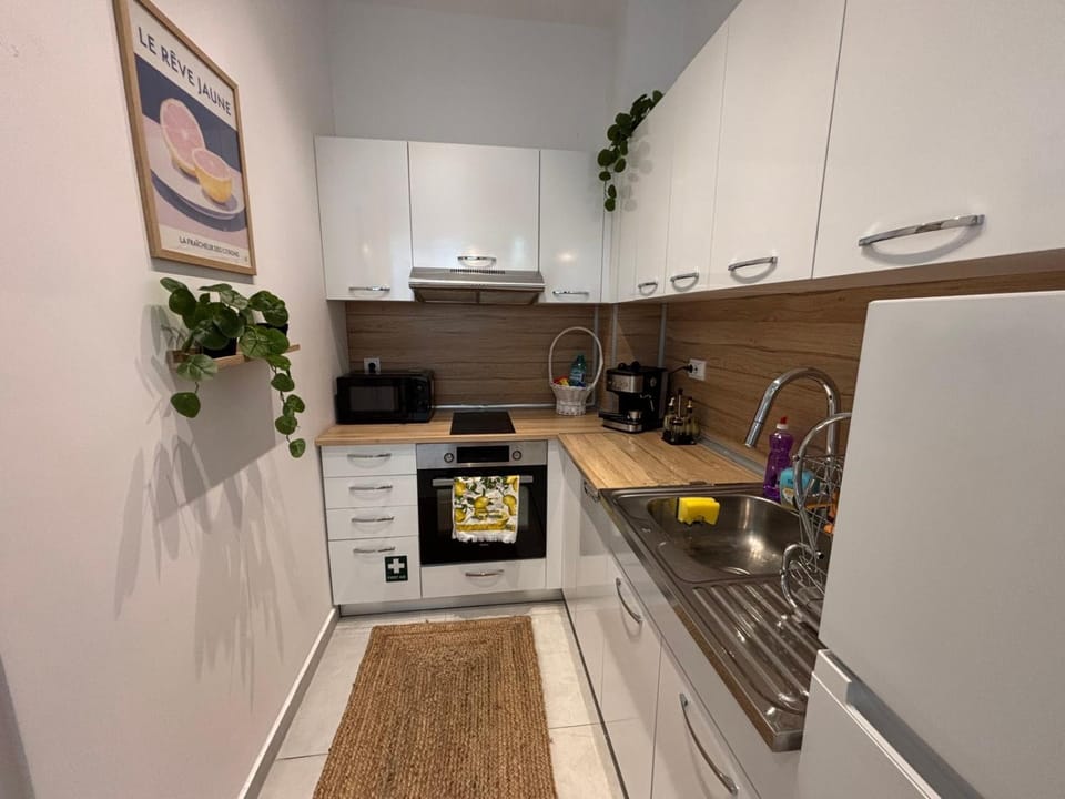 Cozy Stay Near the University Apartment in Blagoevgrad
