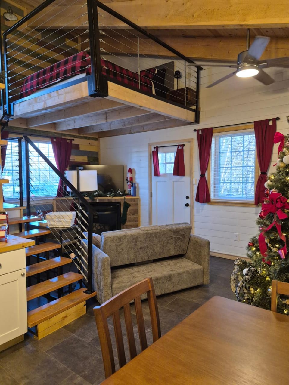 Cozy Christmas Cabin Cabin in Fairbanks