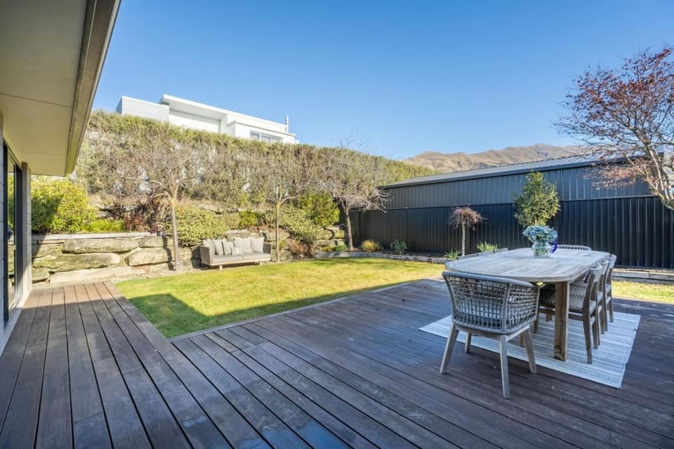 Patio, Garden