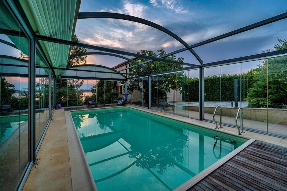 Garden view, Sea view, Swimming pool