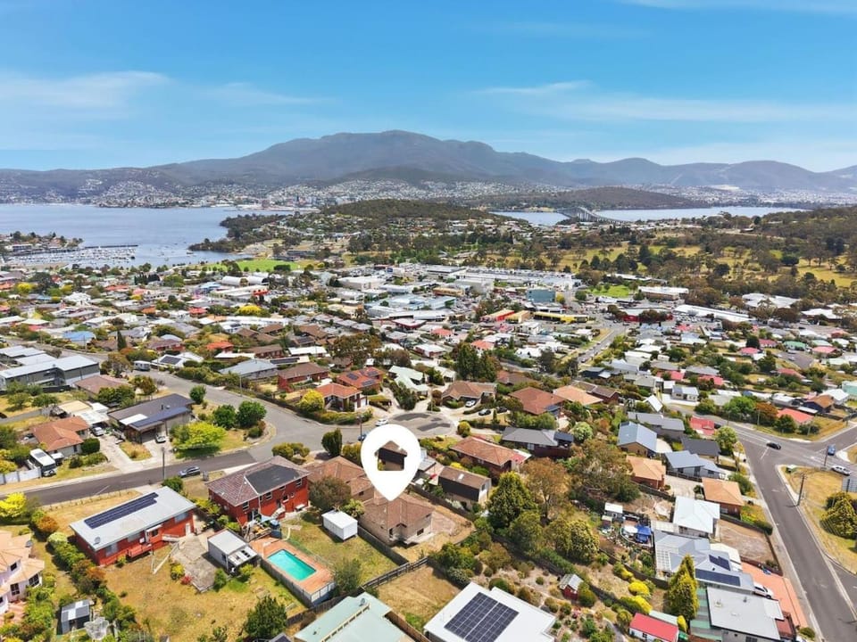 Stylish Bellerive Hideaway House in Bellerive