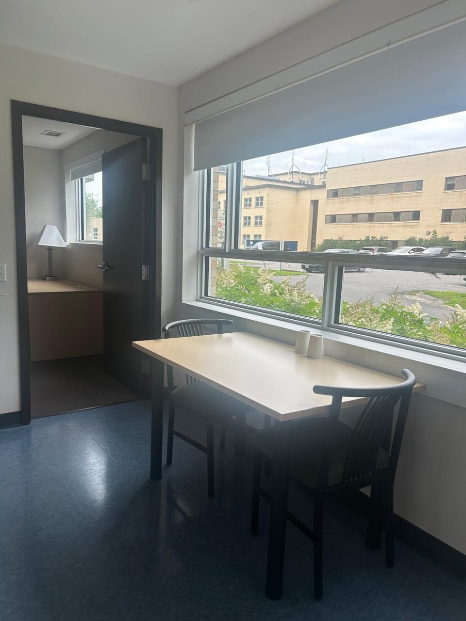 Dining area, acessibility