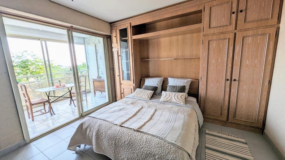 Studio, Sea view Apartment in Royan