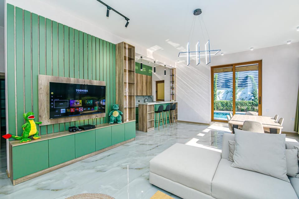 TV and multimedia, Kitchen or kitchenette, Living room, minibar