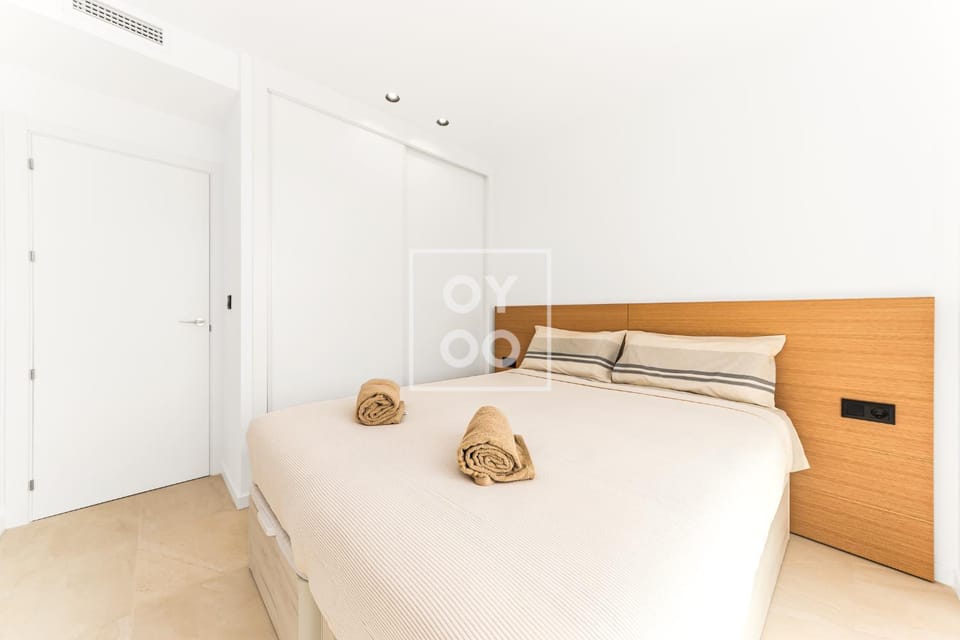 Bedroom, wardrobe