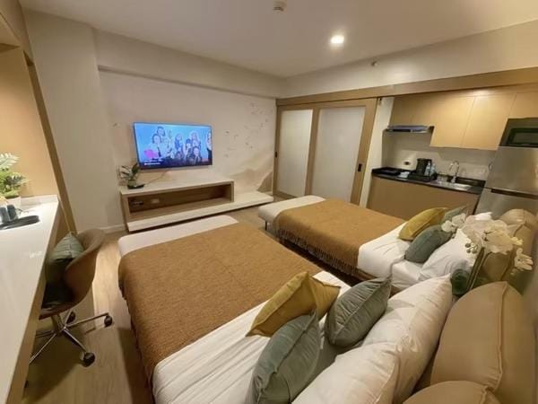 Abreeza Place Studio Unit by Dacha Homestay Apartment in Davao City