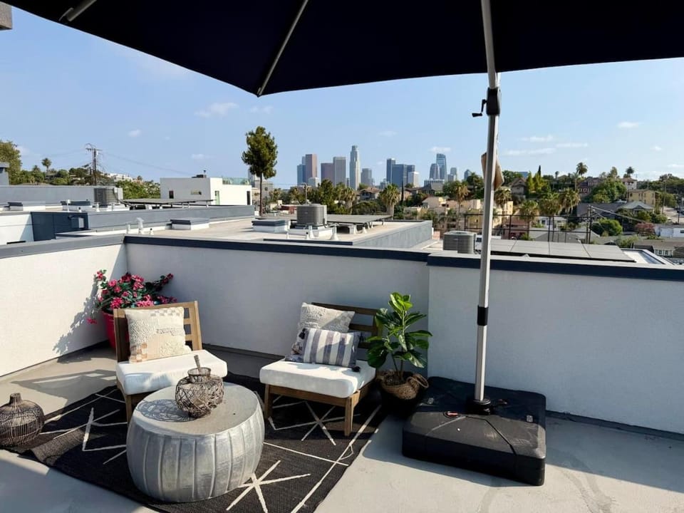 NEW Echo Park Rooftop Retreat Designer Interiors House in Echo Park
