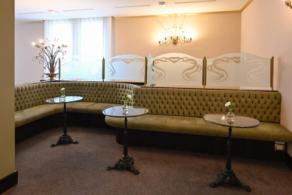 Seating area