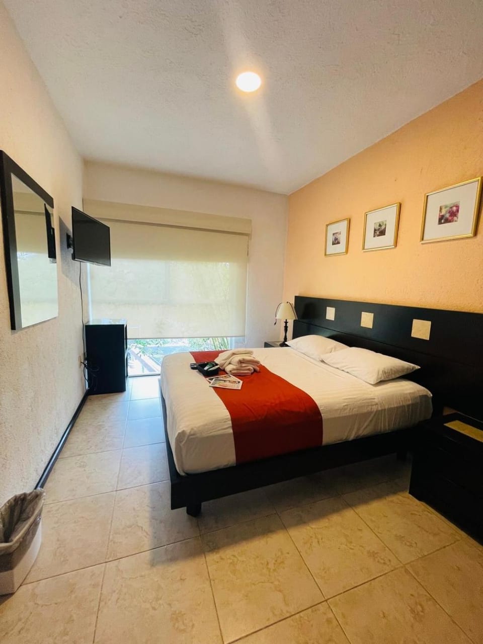 Apartment with Pool, Gym & A/C Suite Hotel in Santiago de Queretaro