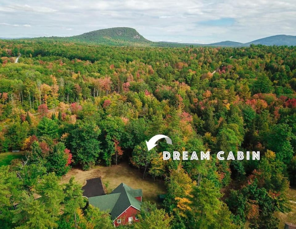 White Mountain Dream Cabin Cabin in Fryeburg