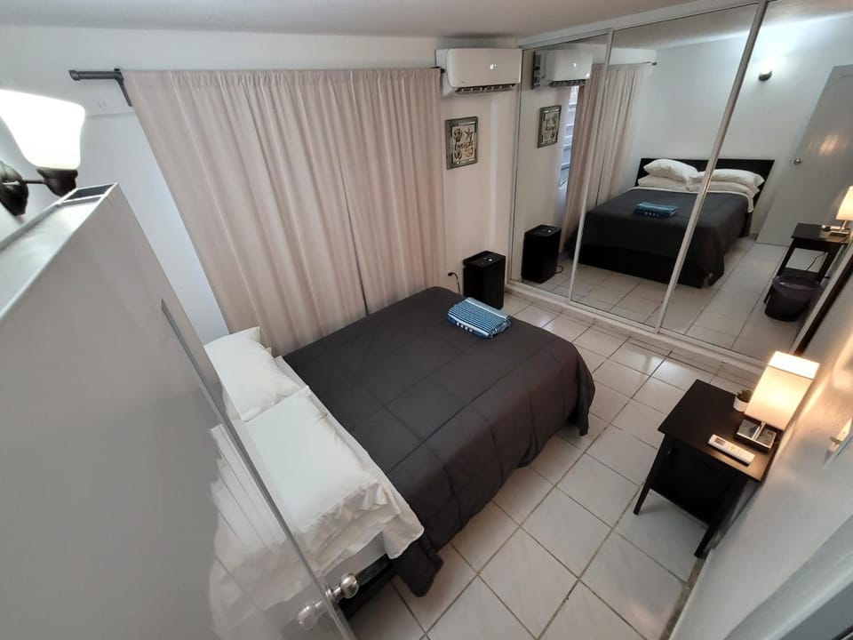 Above the Plaza 1 Sleeps 4 Apartment in Rincón