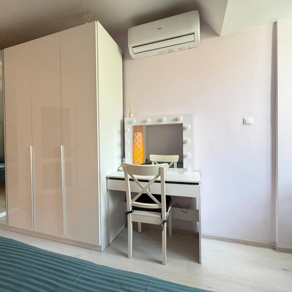 wardrobe, air conditioner