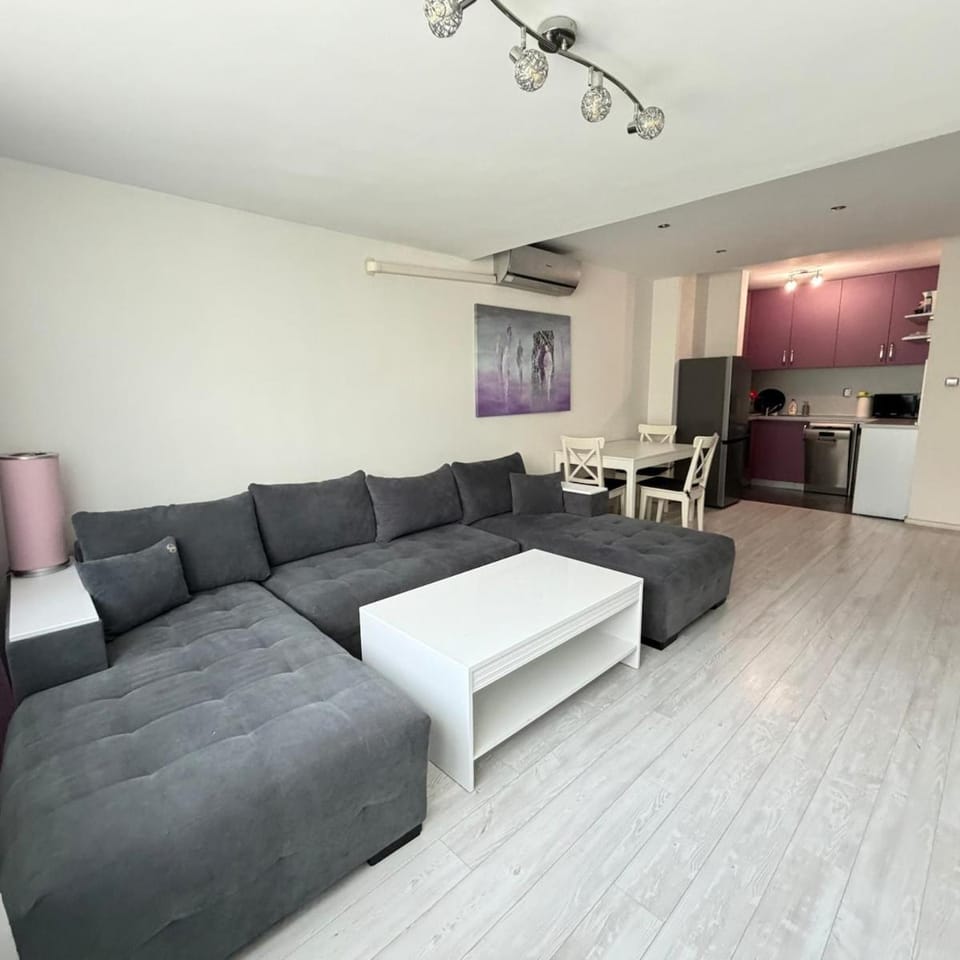 TV and multimedia, Kitchen or kitchenette, air conditioner