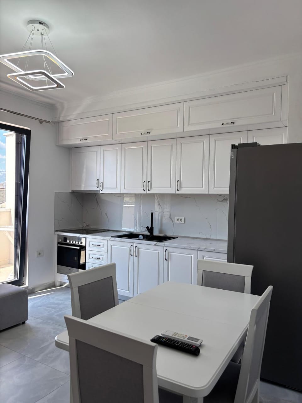 Dining area, stove, kitchen