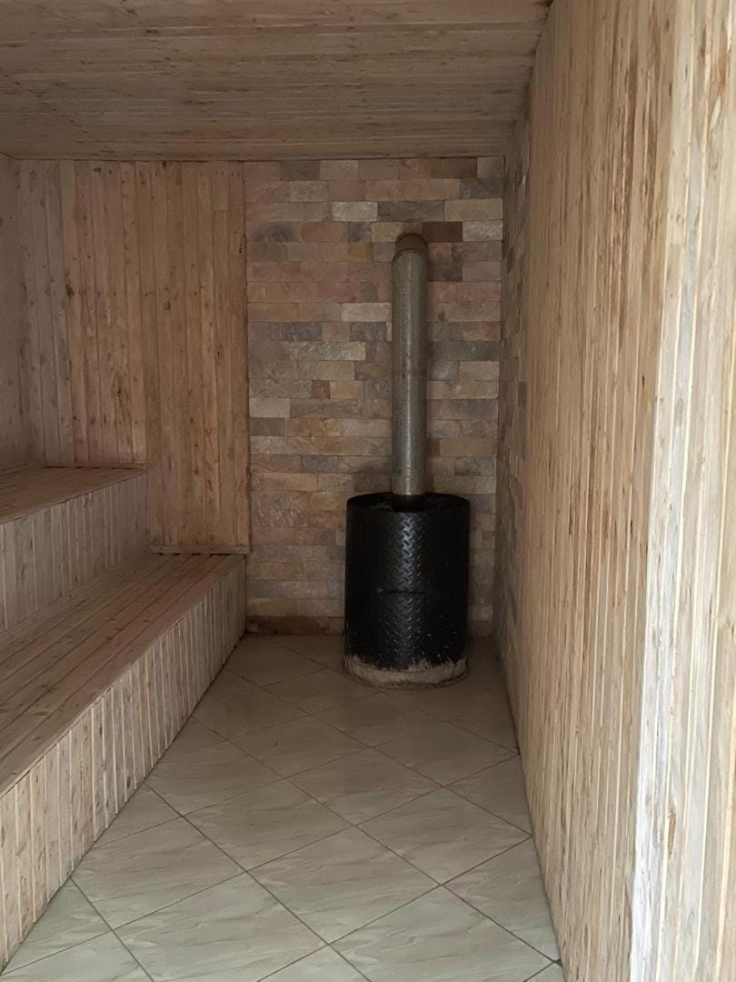 LILY'S spa and accomodations Resort in Kampala