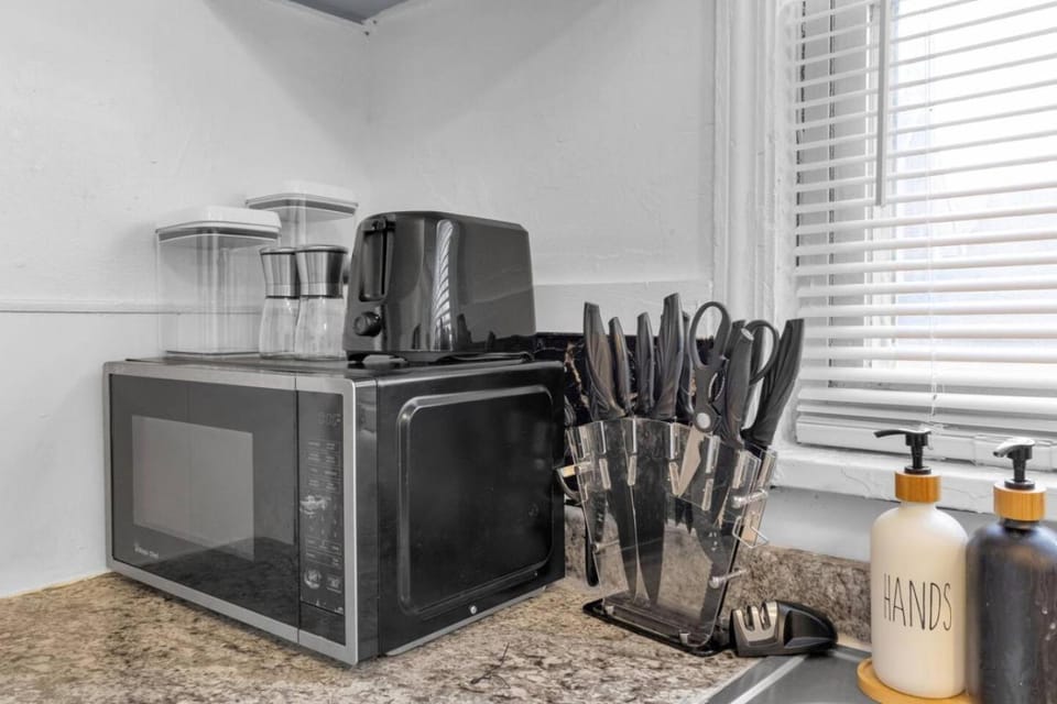 Pet Friendly Buffalo Home Near Broadway Market Downtown Sleeps 6 House in Buffalo