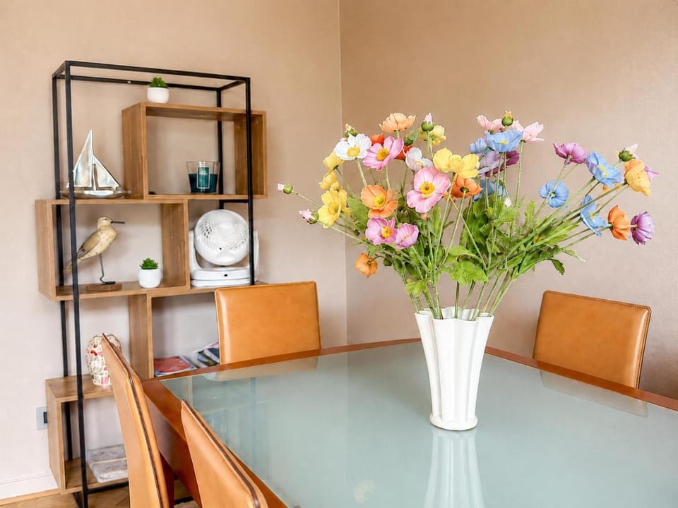 Grand T3 - Balcon vue montagne - Centre Aix Apartment in Aix-les-Bains
