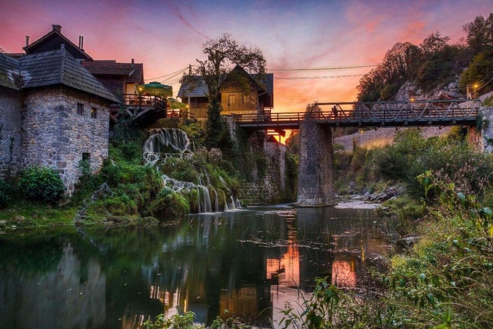 Nearby landmark, Natural landscape, Landmark view, River view