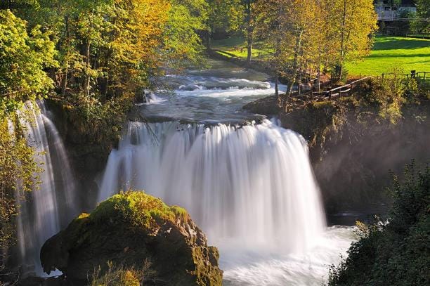 Nearby landmark, Natural landscape, River view