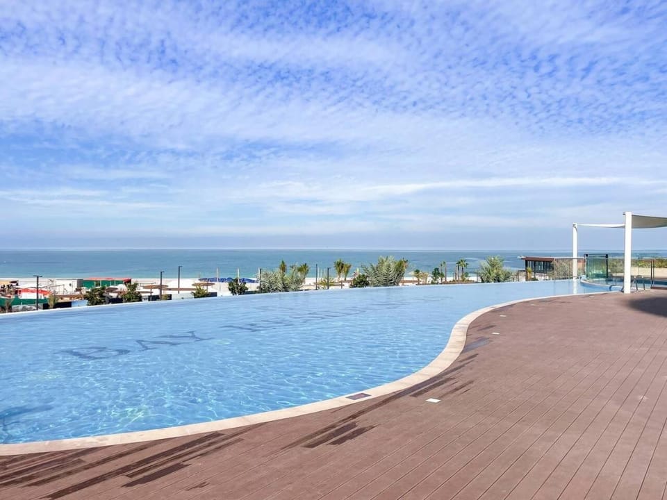 FIRST CLASS Studio Lavish Sea View Getaway Apartment in Ras al Khaimah