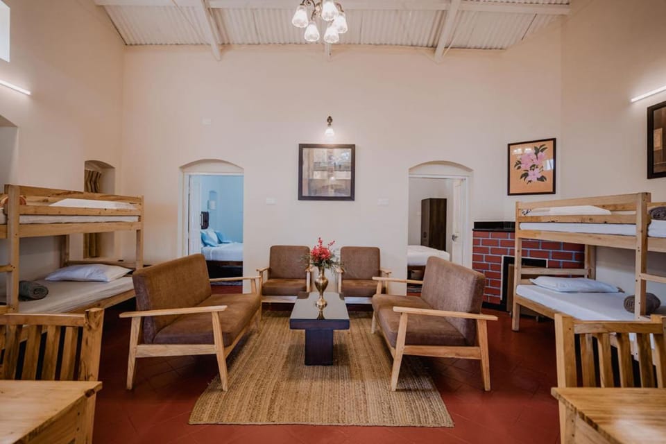 Living room, bunk bed