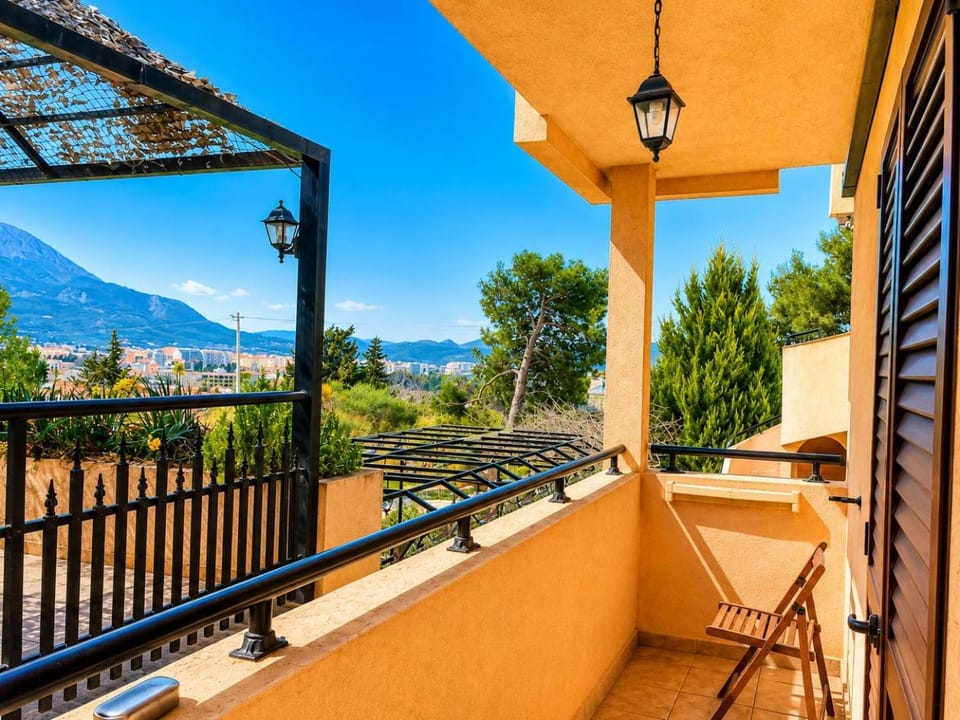 Апартаменты3 Apartment in Montenegro