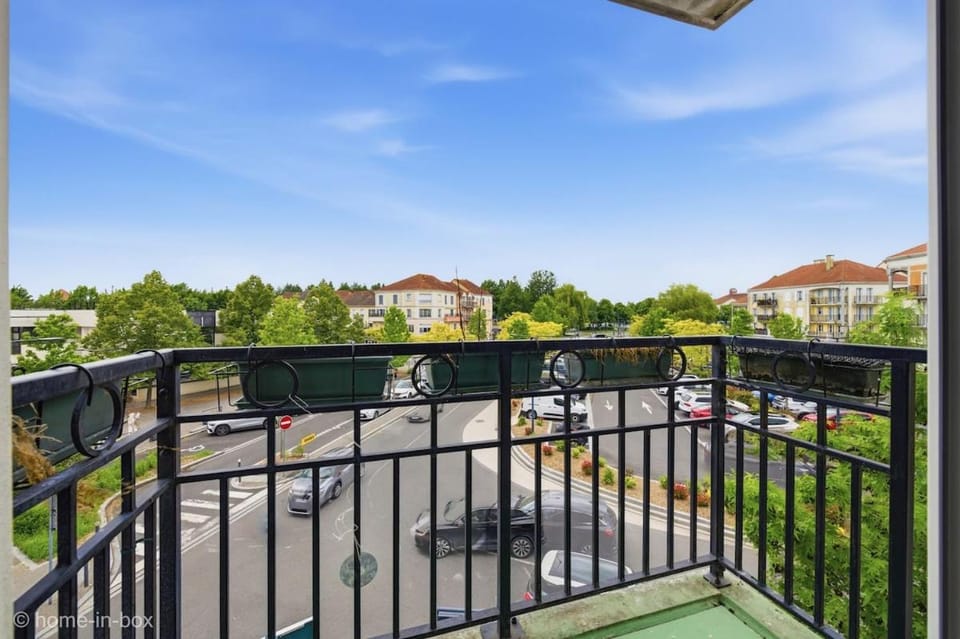 Charming apartment - 10 min from Disney 6P Apartment in Bailly-Romainvilliers