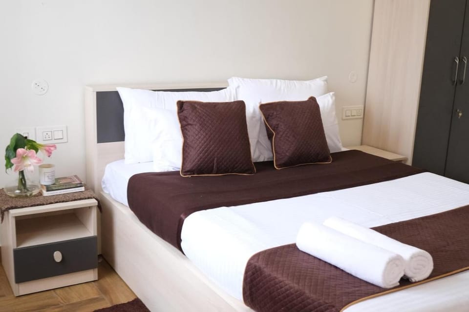 Rafom Ri-khang, Modern Luxury 3BHK Retreat Apartment in India
