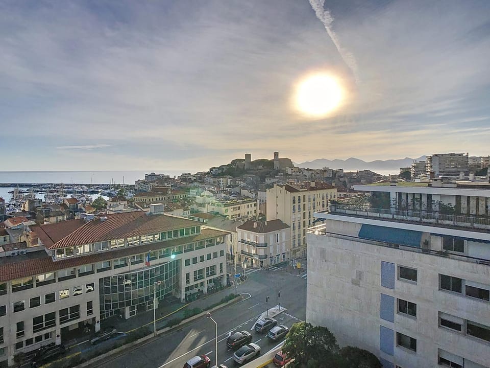 View (from property/room), View (from property/room), City view, City view, Sea view, Sea view