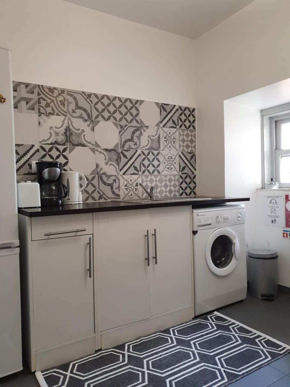 Coffee/tea facilities, Kitchen or kitchenette, Communal kitchen