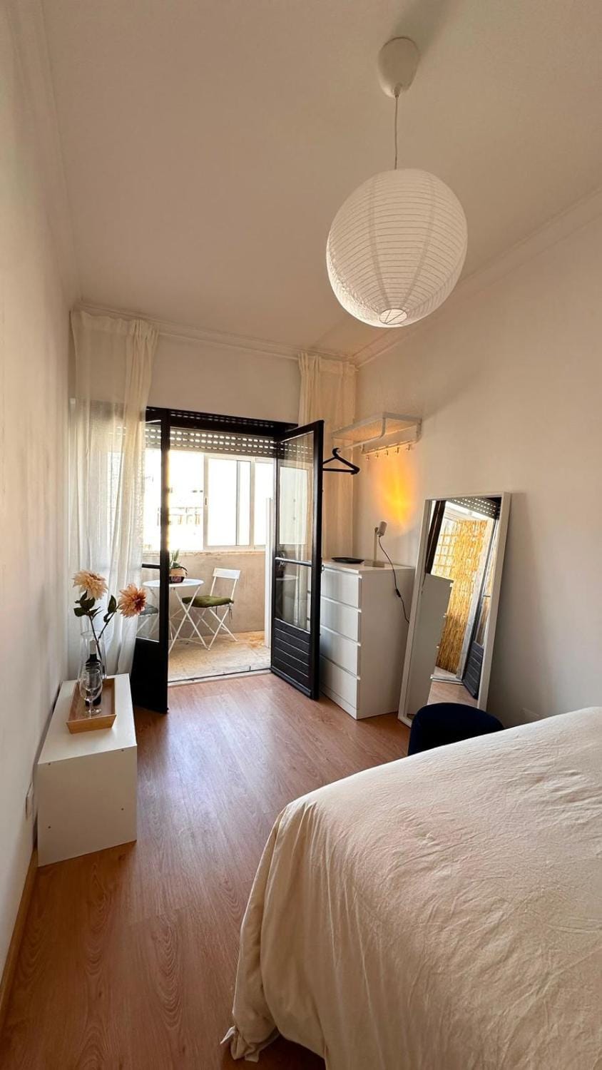 Rooms near the metro in Lisbon Apartment in Lisbon