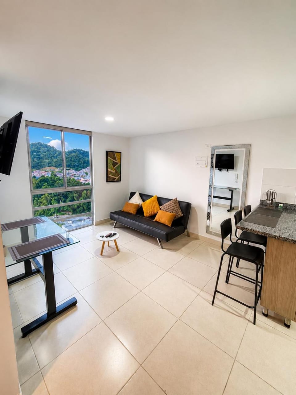 Apartamento Urban Manizales, Parking Gratis, Muy Central, Hermosas Vistas y Cómodo Apartment in Manizales