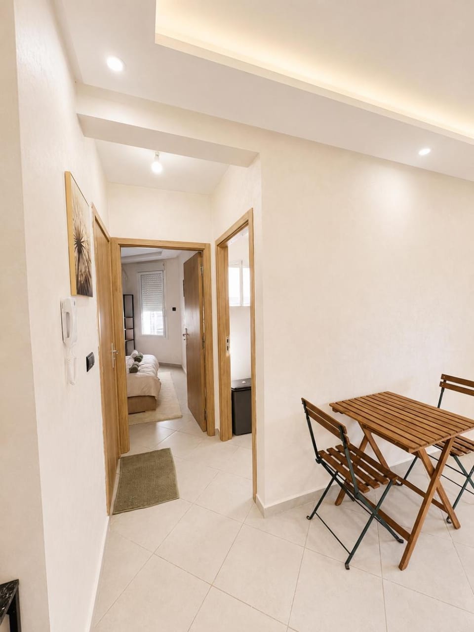 Living room, Photo of the whole room, Dining area