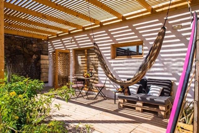 Aloha Studio Apartment in Maxorata