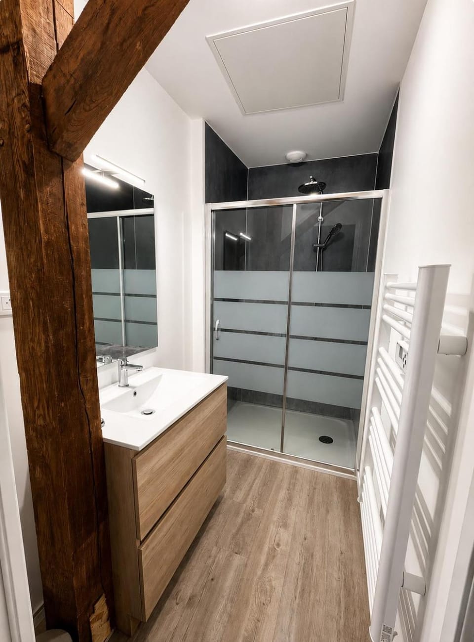 Shower, Bathroom