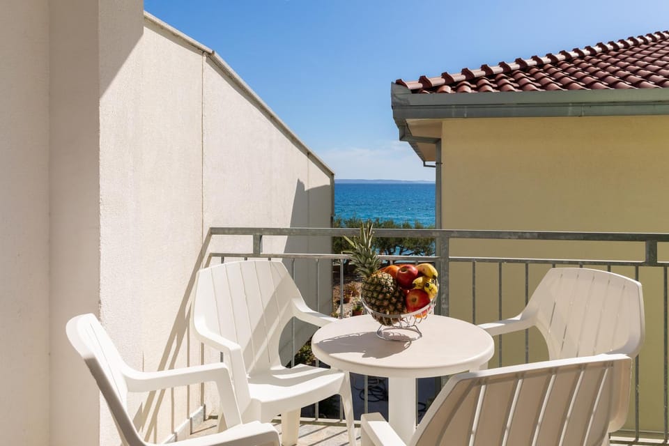 Day, Natural landscape, View (from property/room), Balcony/Terrace, Seating area, Sea view