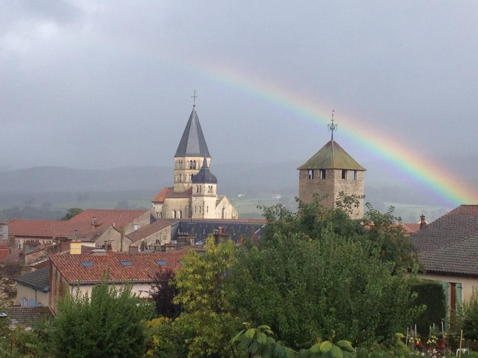 Nearby landmark, Natural landscape