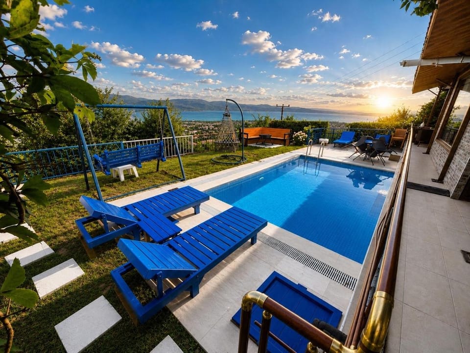 The Most Beautiful Form of Lake Sapanca Villa in Turkey