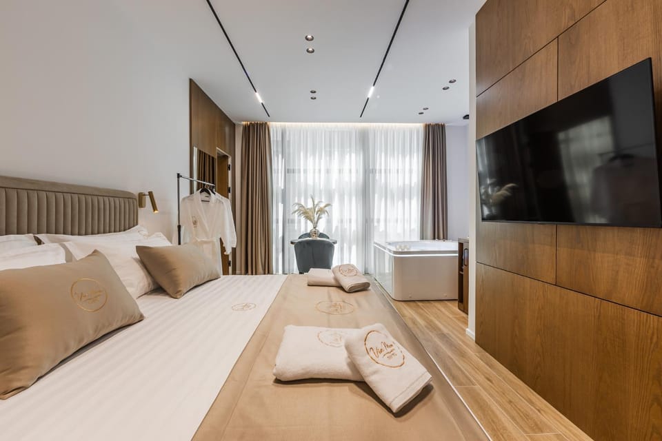 Via Mare Jacuzzi Suites by PS Hotel in Tirana County, Albania