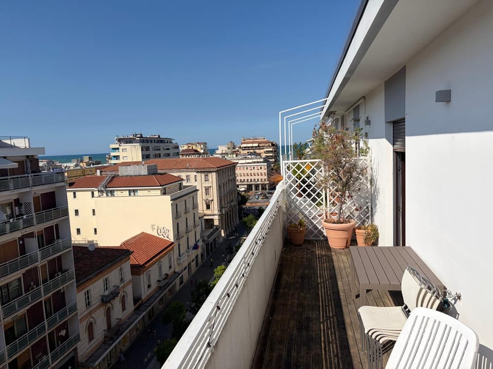 Property building, Day, View (from property/room), Balcony/Terrace, City view