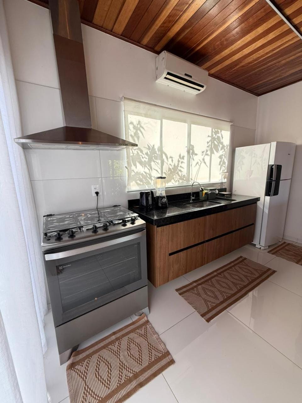 Kitchen or kitchenette, oven, stove