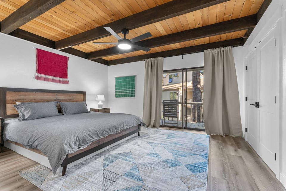 Cozy North Lake Tahoe Condo 1 Mile to King Beach House in Tahoe Vista